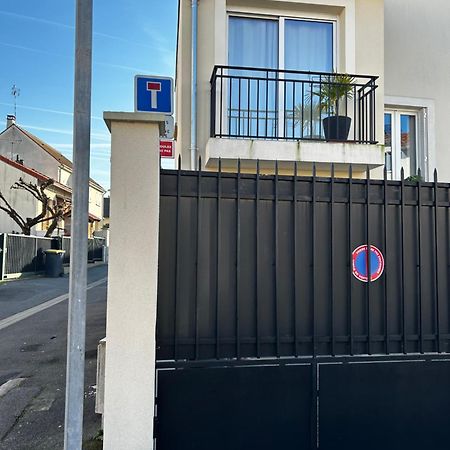 Maison Studio Duplex Mont Valerien น็องแตร์ ภายนอก รูปภาพ